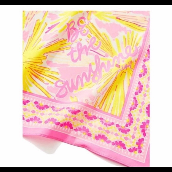 New Lilly Pulitzer Printed Scarf Multi Be The Sunshine cotton bandanna - Picture 2 of 5